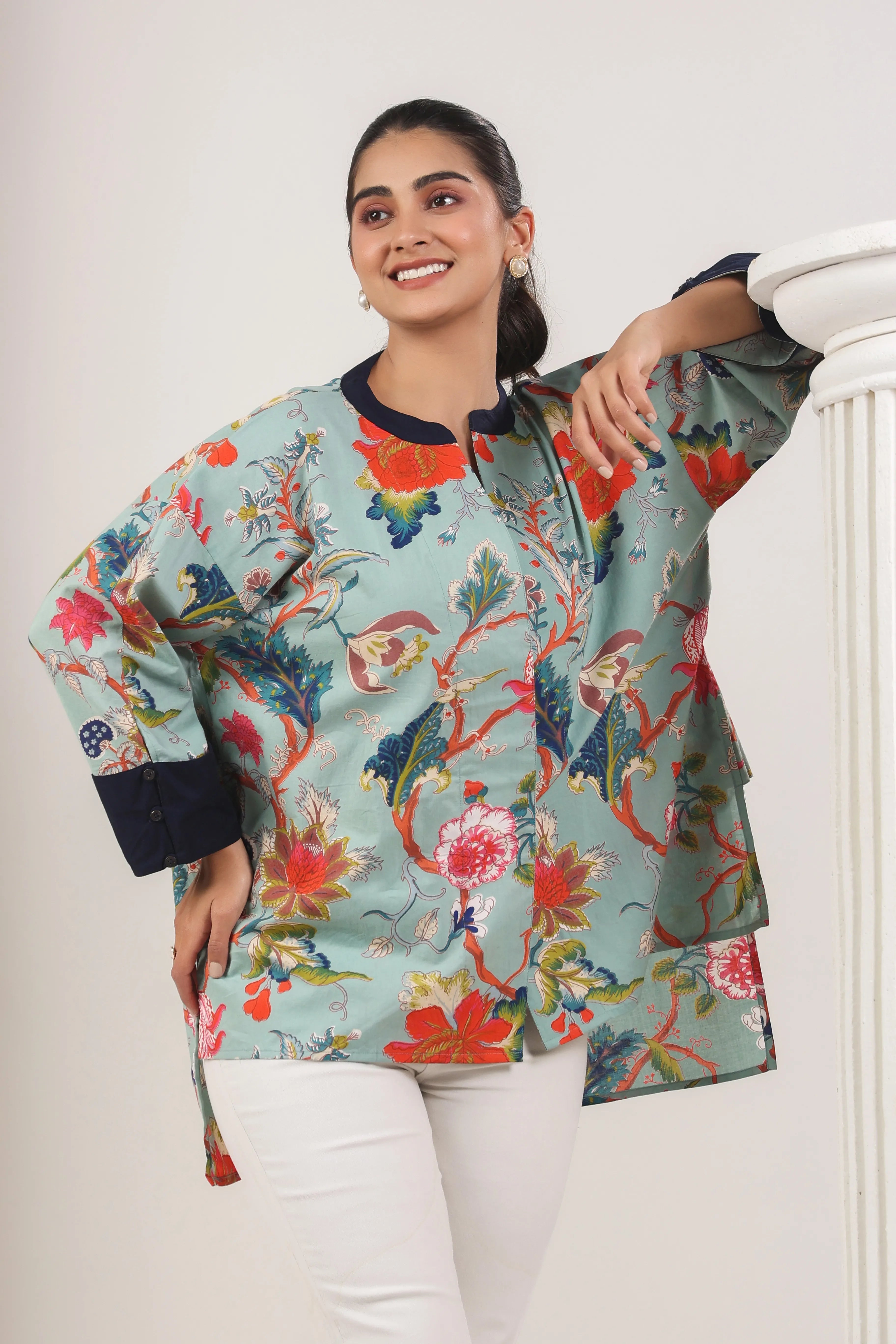 Teal Blue Floral Print Antifit Shirt - Visramaa