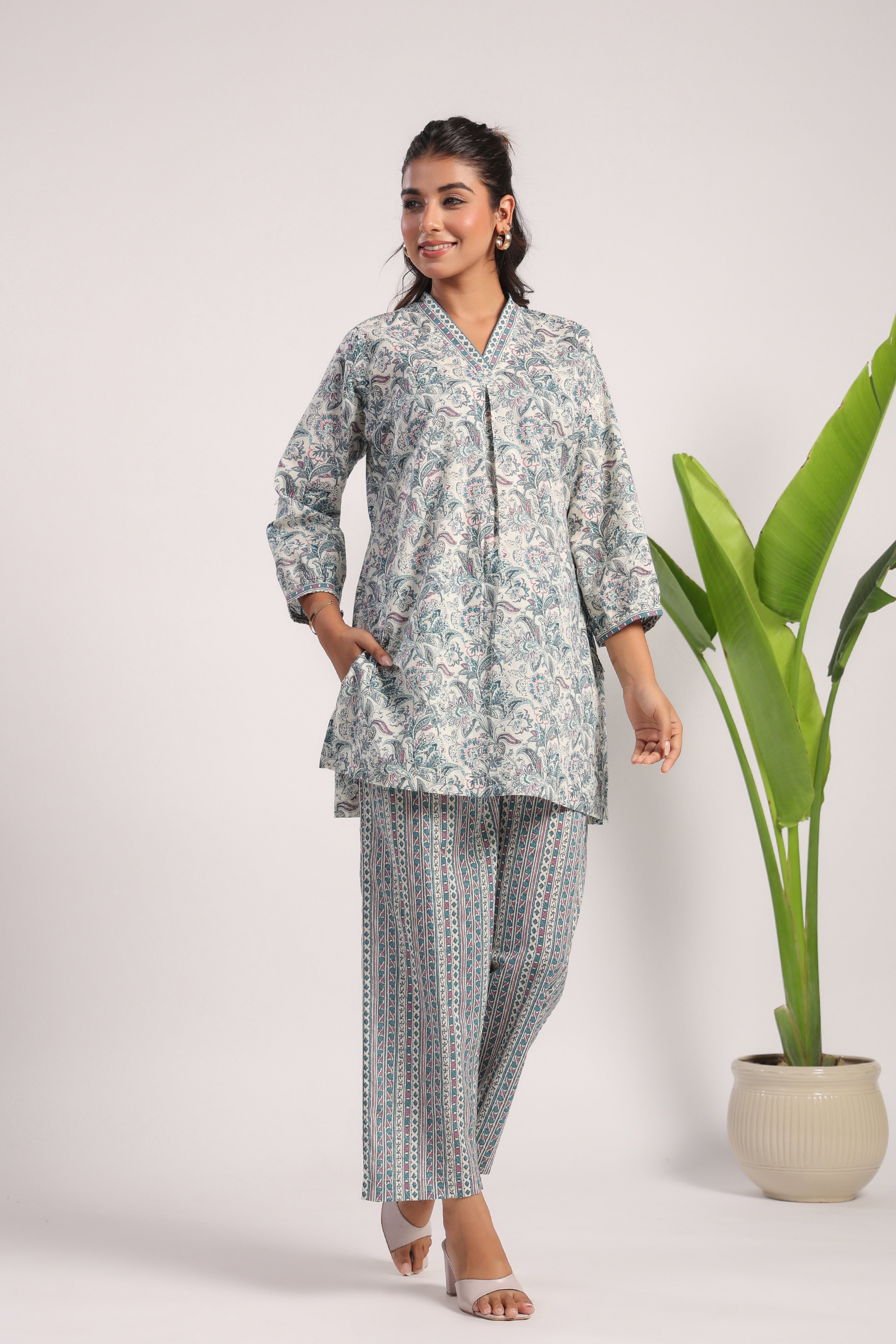 Sea green cotton nightsuit